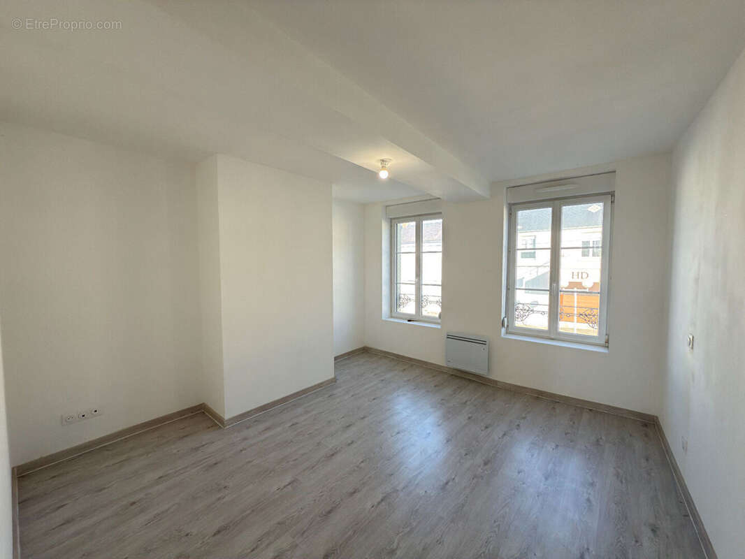 Appartement à LE NOUVION-EN-THIERACHE