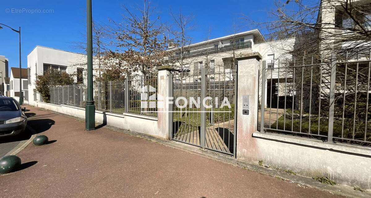 Appartement à CORBEIL-ESSONNES