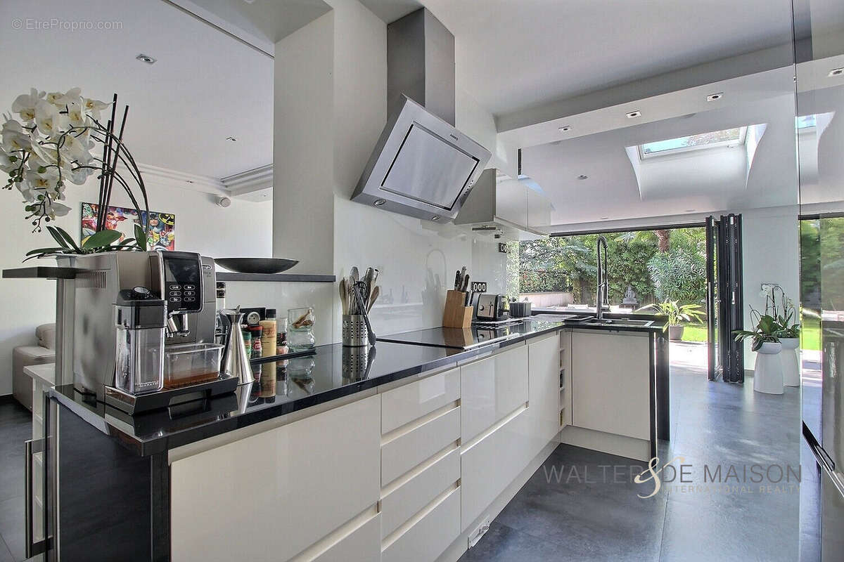 Maison à MAISONS-ALFORT