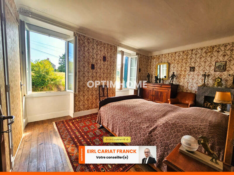 Maison à SAINT-ETIENNE-DE-FURSAC