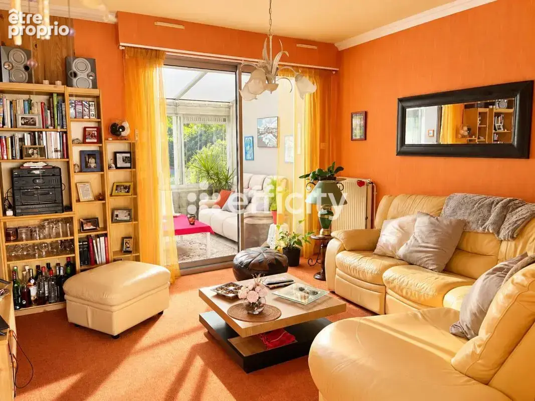 Maison 5 pièces 128 m² à vendre à Saintes (17100) - photo 4