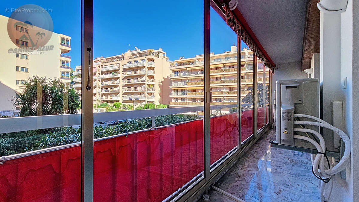 Appartement à LE CANNET