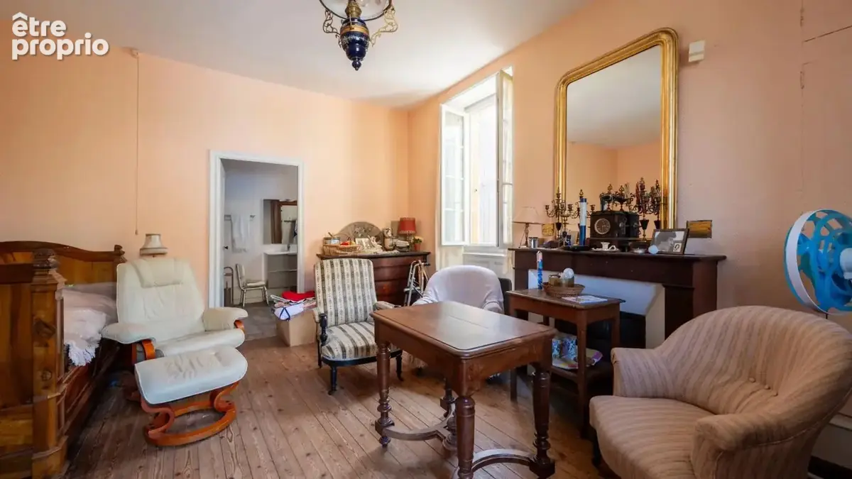 Payrac – Élégante maison bourgeoise en pierre de 258 m² avec 6 c - photo 7