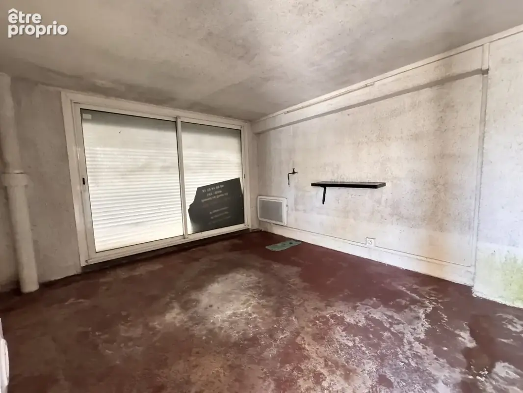Commerce 35 m² à vendre à Saintes (17100) - photo 3