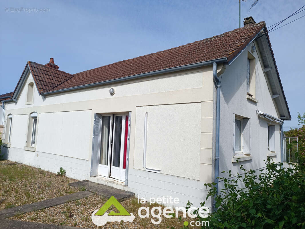 Maison à ARGENVIERES
