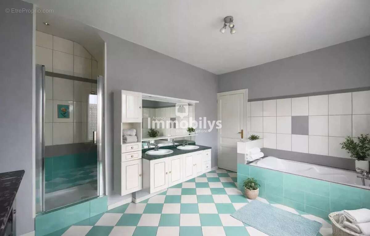 Maison à SIN-LE-NOBLE