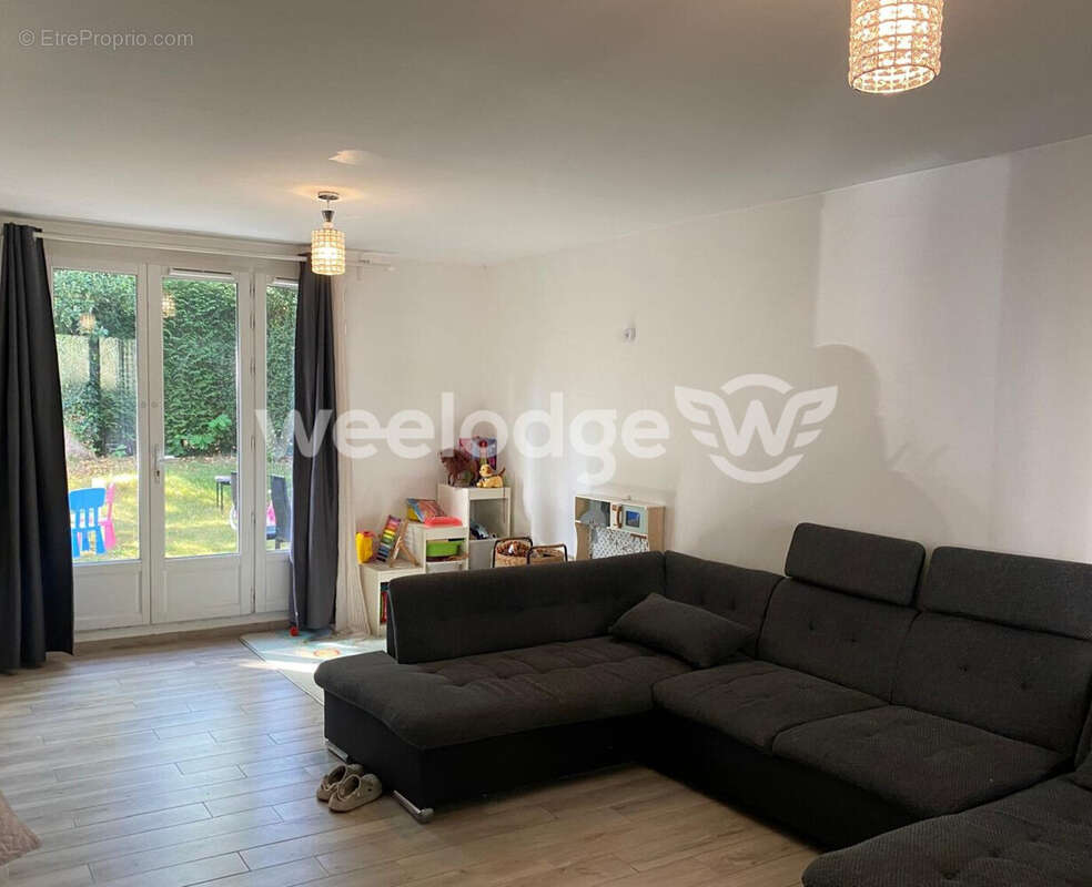 Maison à VERNEUIL-SUR-SEINE