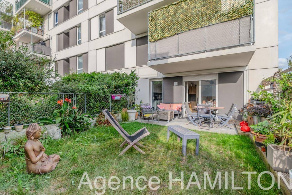 Appartement à NANTERRE