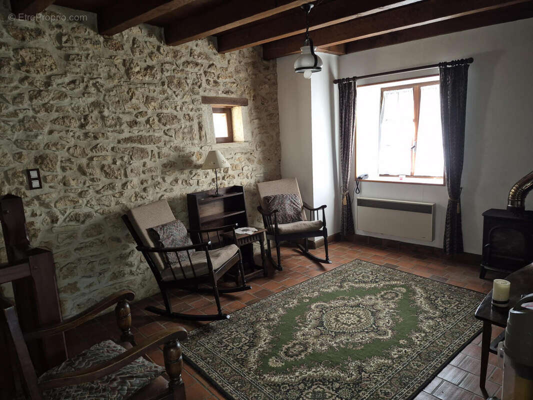 20251125_113053 - Maison à SAINT-MARTIAL-DE-VALETTE