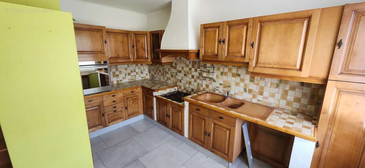 Maison 110 m² à Henin-Beaumont  - photo 6