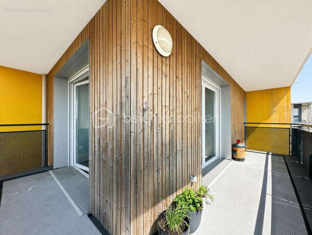 Appartement 3 chambres avec balcon et 3 places de parking - photo 13
