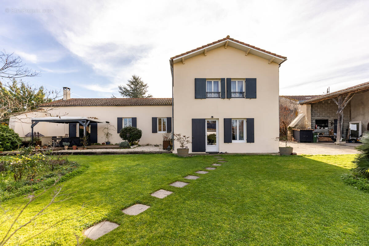 Maison à PRIGNAC-EN-MEDOC