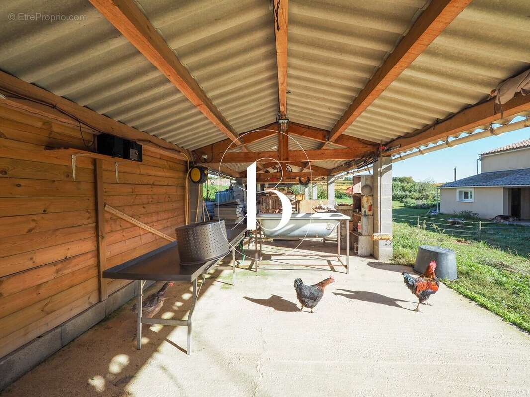 Maison à GOUDARGUES