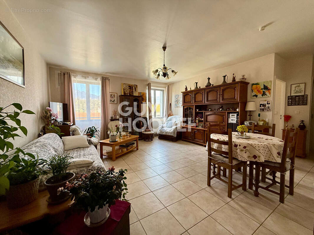 Appartement à AIX-LES-BAINS