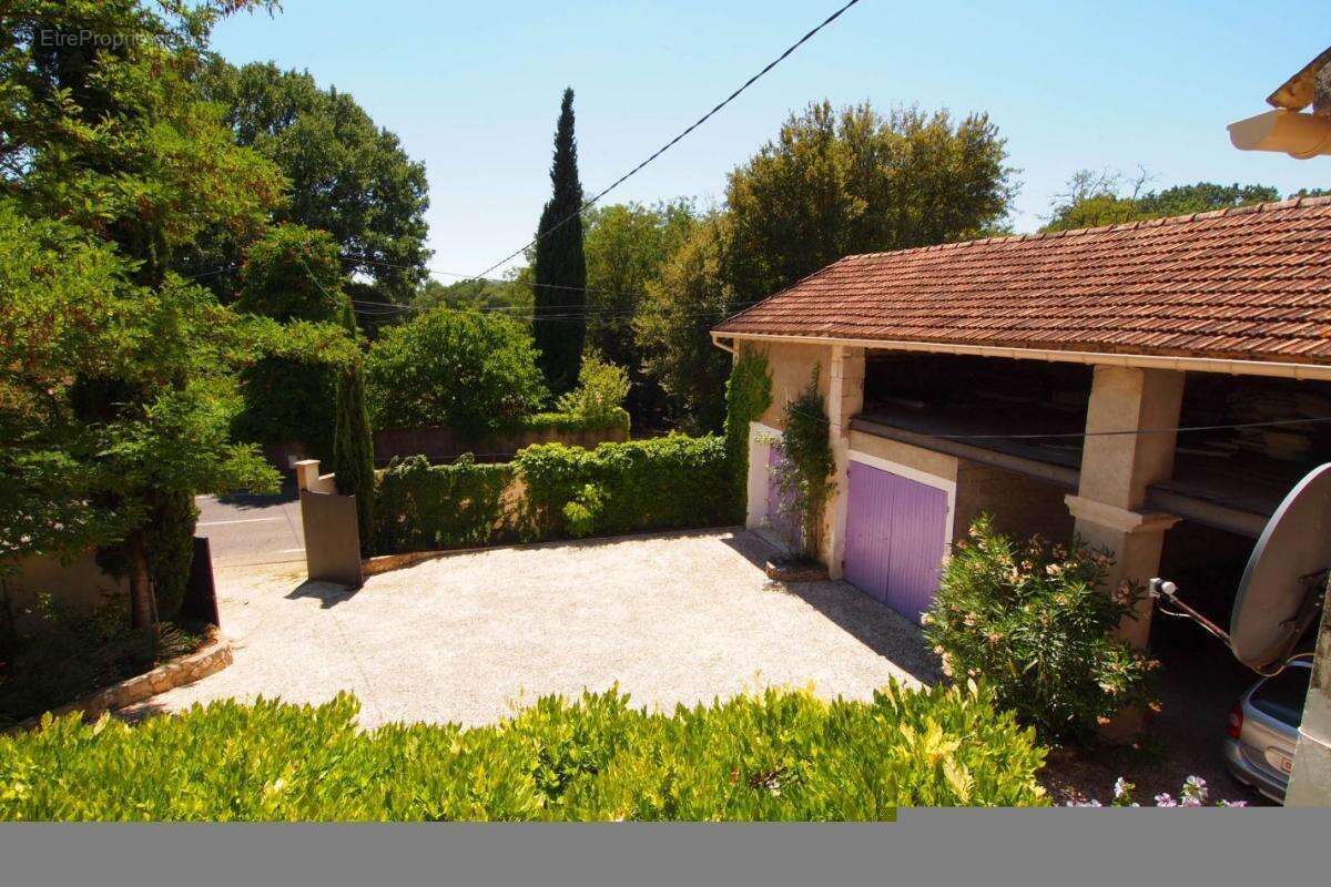 Maison à GOUDARGUES