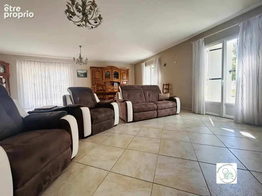 Maison 6 pièces 144 m² à vendre à Saint-Loubes (33450) - photo 5