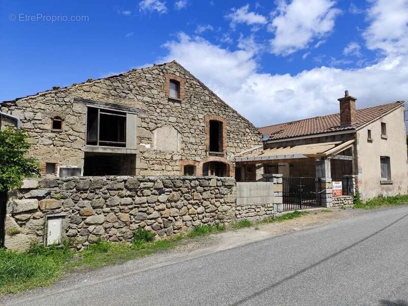Maison à BILLOM
