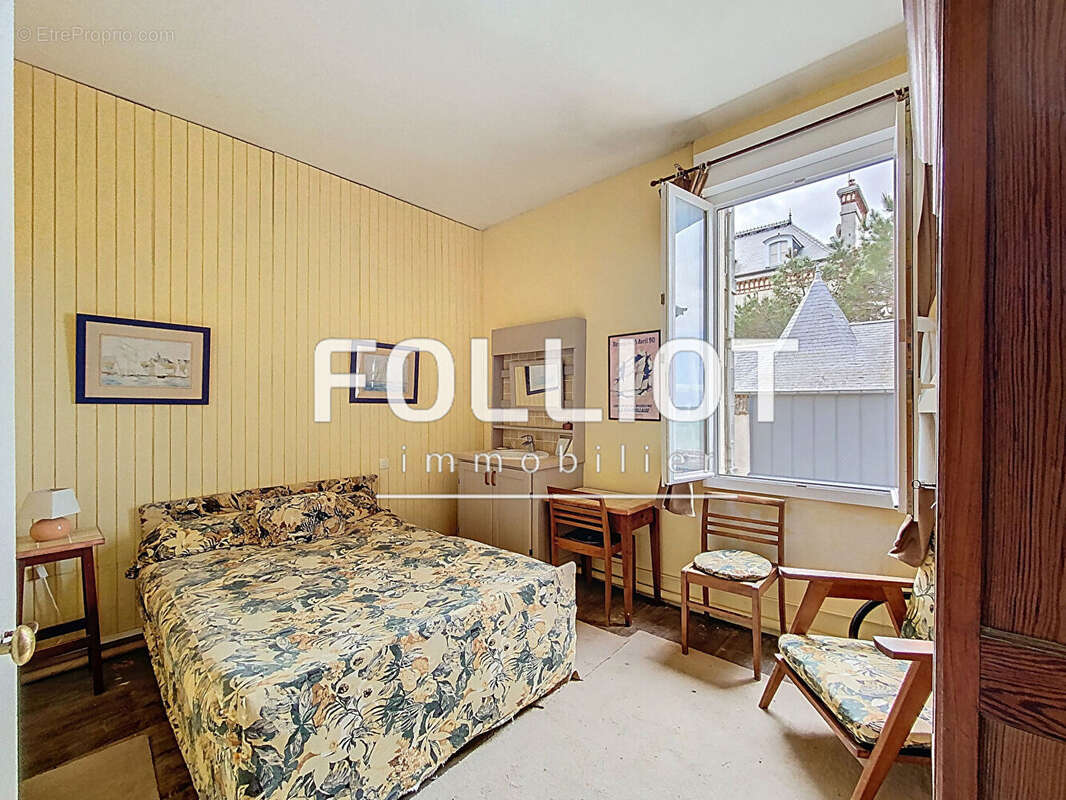 Maison à SAINT-PAIR-SUR-MER