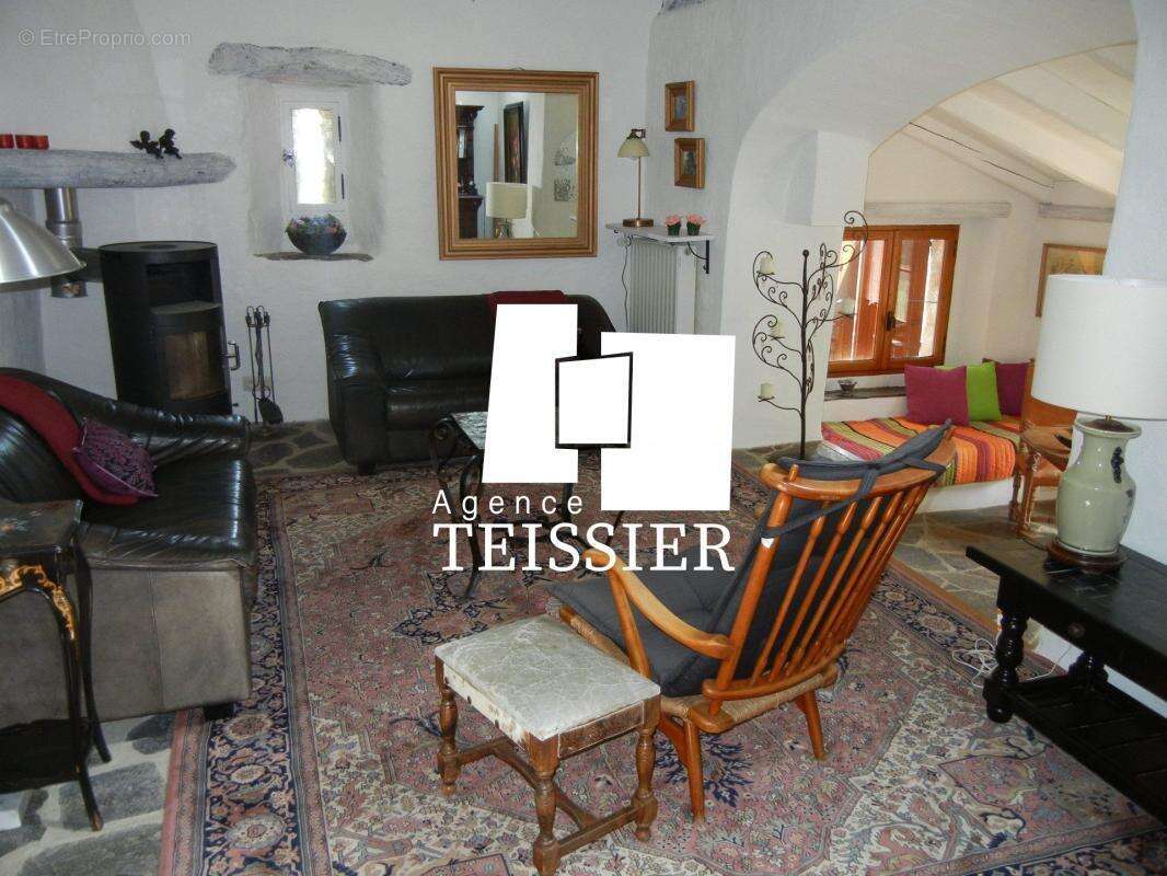 Maison à MALARCE-SUR-LA-THINES