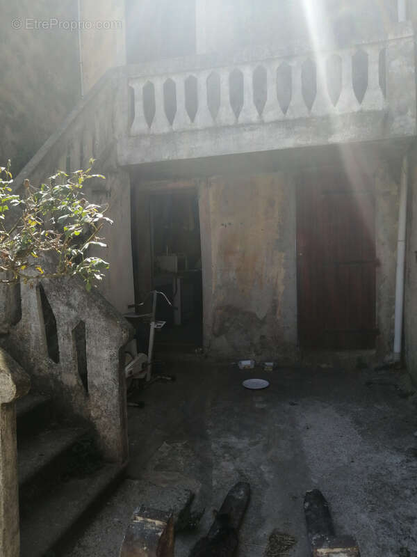 Maison à PRUNELLI-DI-FIUMORBO