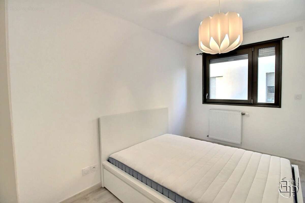 Appartement à VIRY