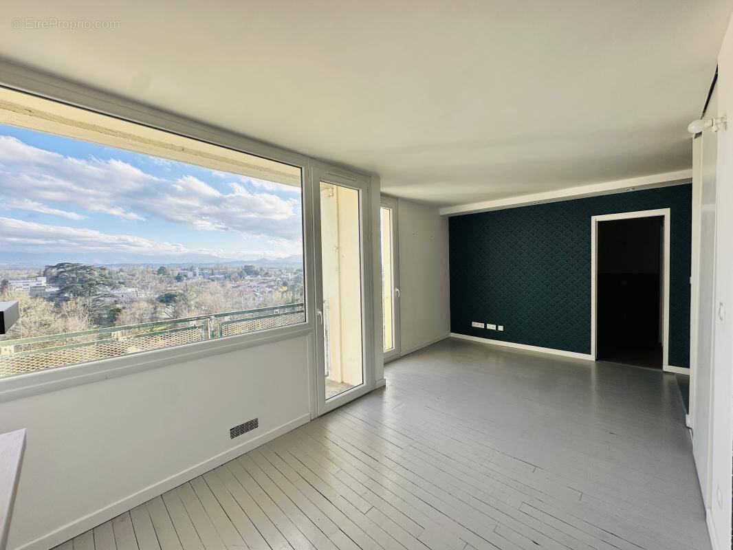 Appartement à TARBES
