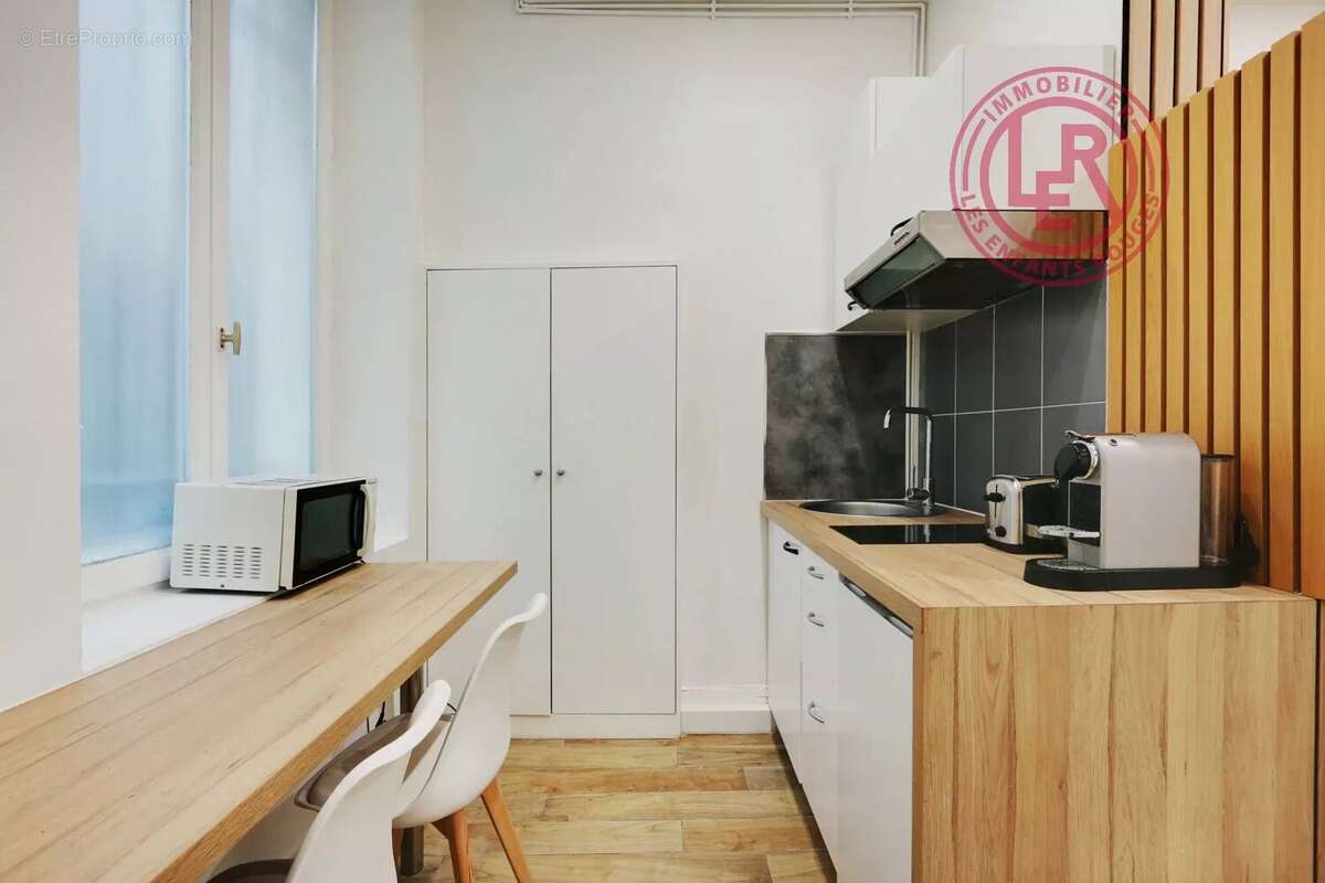 Appartement à PARIS-3E