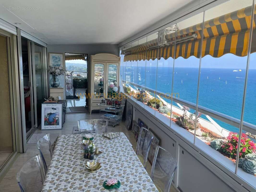 Appartement à VILLENEUVE-LOUBET
