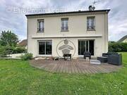 Maison à LESDINS