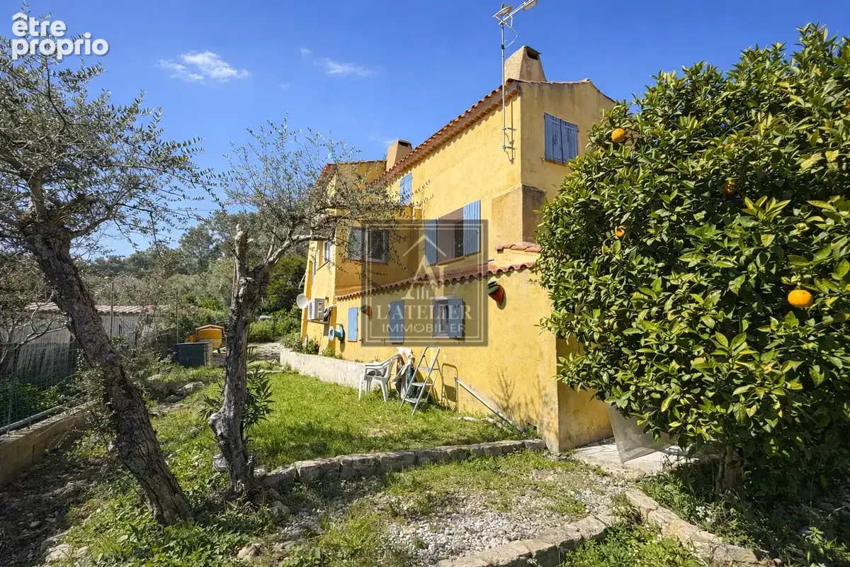 Maison de caractère avec 2 studios, piscine, sous sol et abris voiture sur une parcelle de 1250 m2 - photo 4