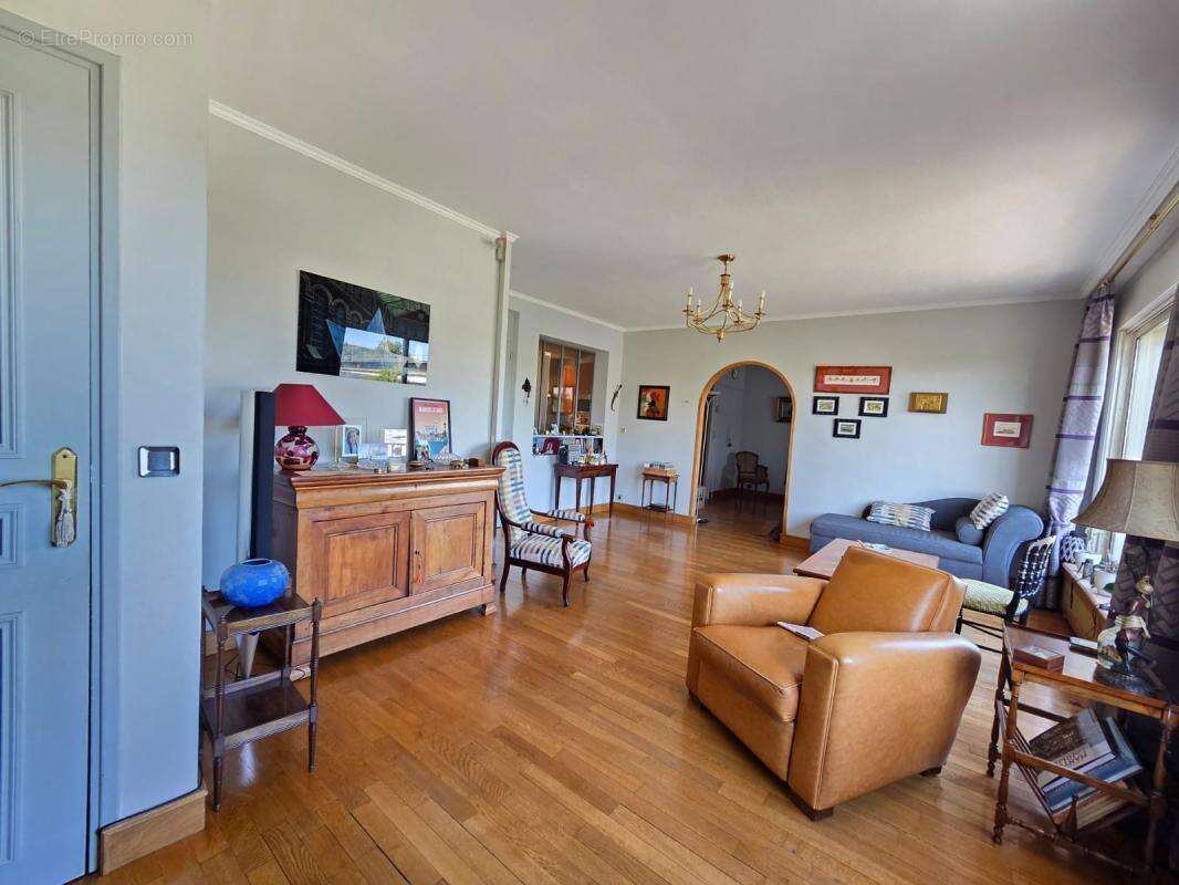 Maison à MANTES-LA-JOLIE