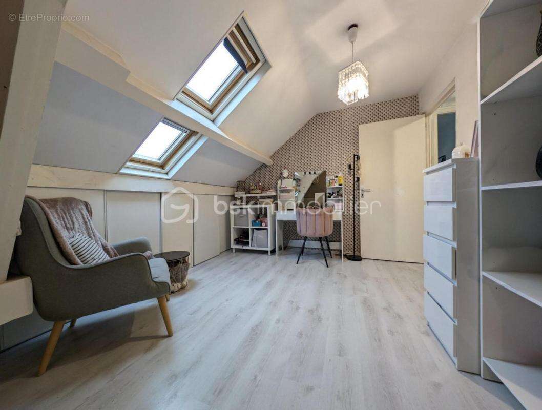 Maison à TOURLAVILLE