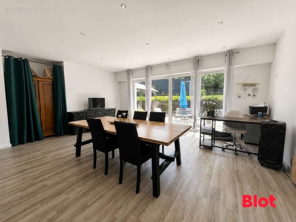 Maison 133 m² à Tremorel  - photo 4