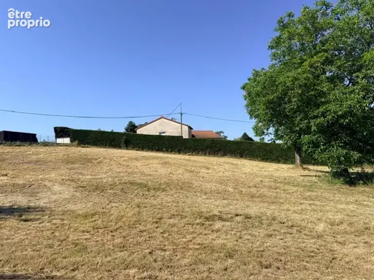 Terrain 850 m² à Monistrol-Sur-Loire  - photo 3