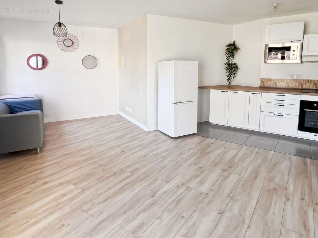 Appartement à LA FERTE-ALAIS