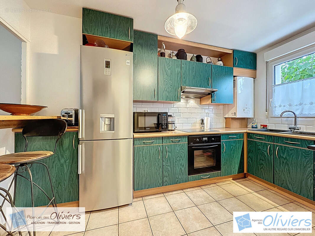 Appartement à VOISINS-LE-BRETONNEUX