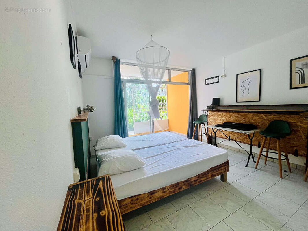 Appartement à LES TROIS-ILETS