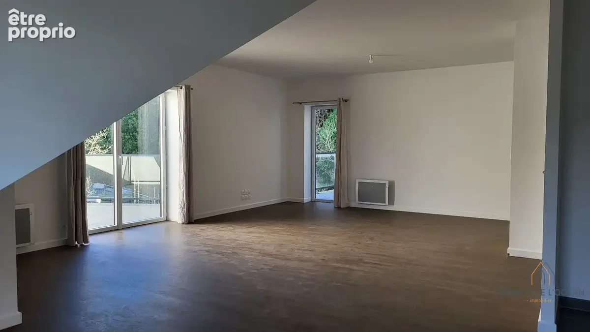 Appartement T3 de 82 m² avec 2 balcons et vue sur forêt Natura 2000, proche du centre de Palais - photo 2