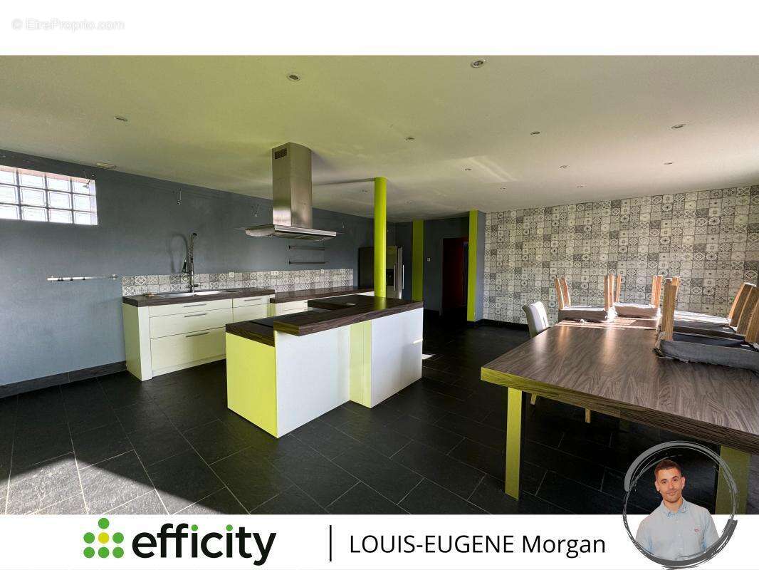 Appartement 553 m² à Poitiers  - photo 6