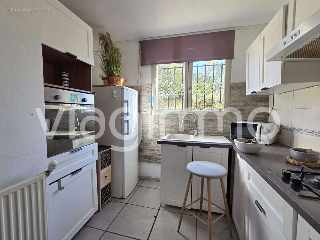 Maison à MONTELIMAR