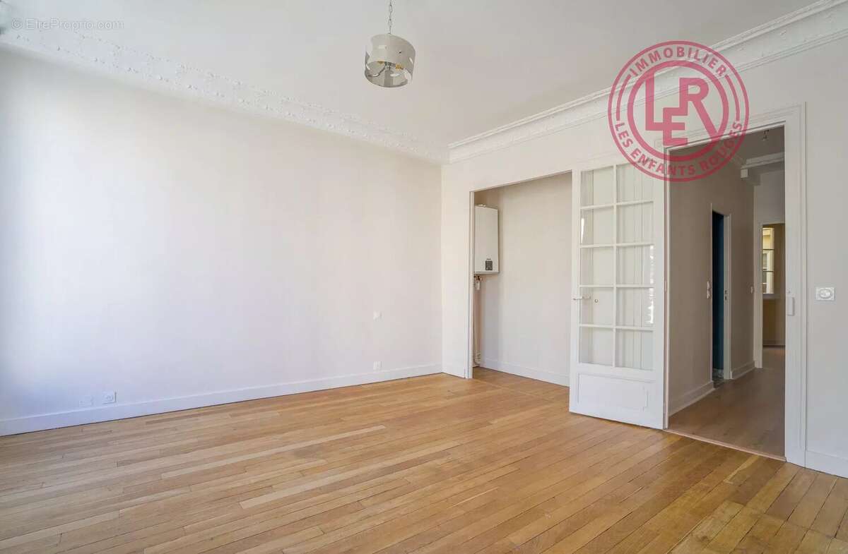 Appartement à PARIS-4E