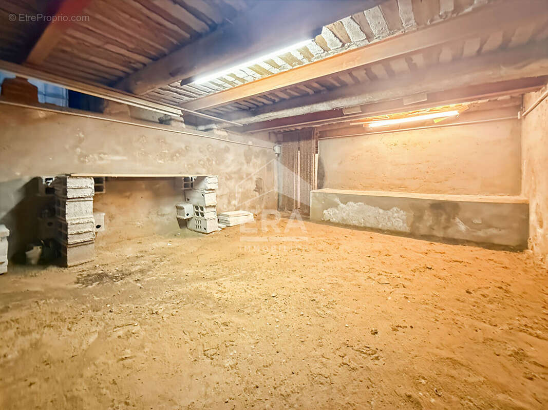 Maison à SAINT-CANNAT