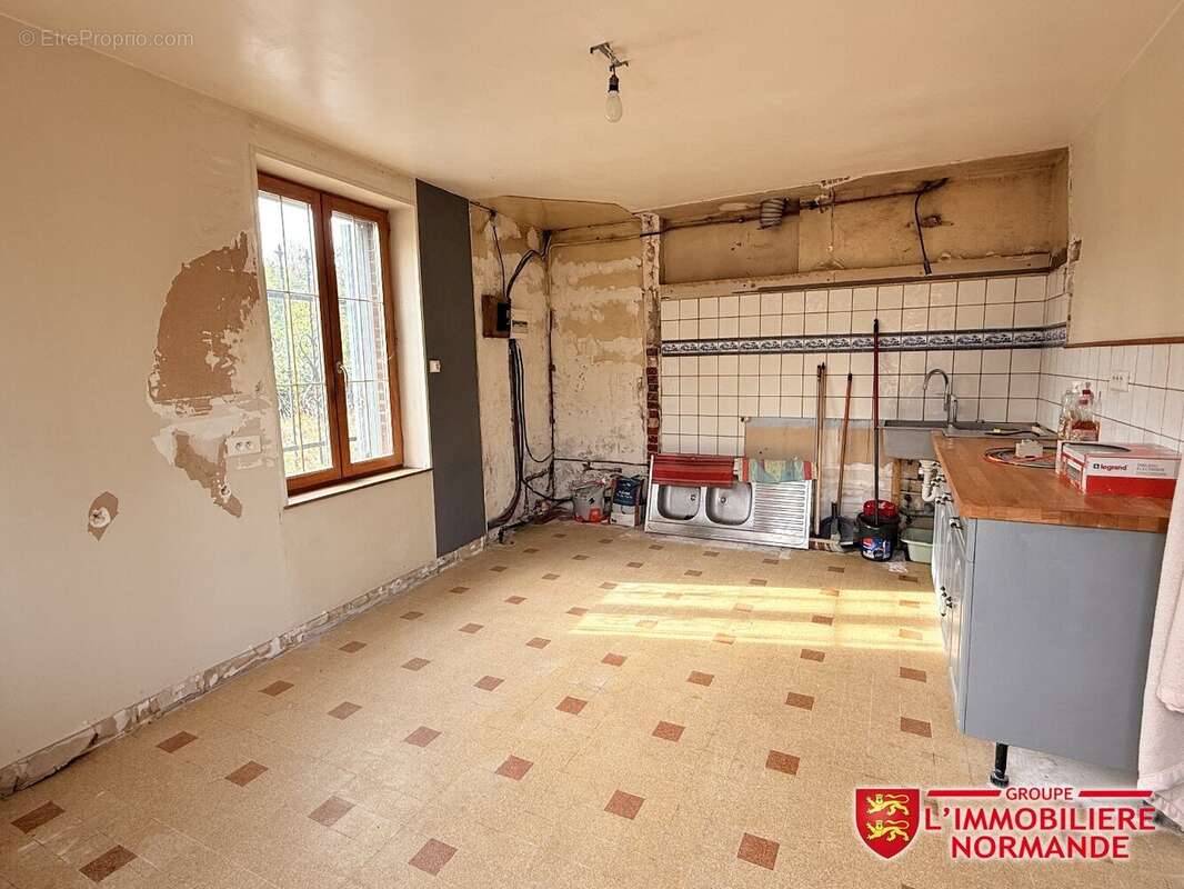 Maison à CROISY-SUR-EURE