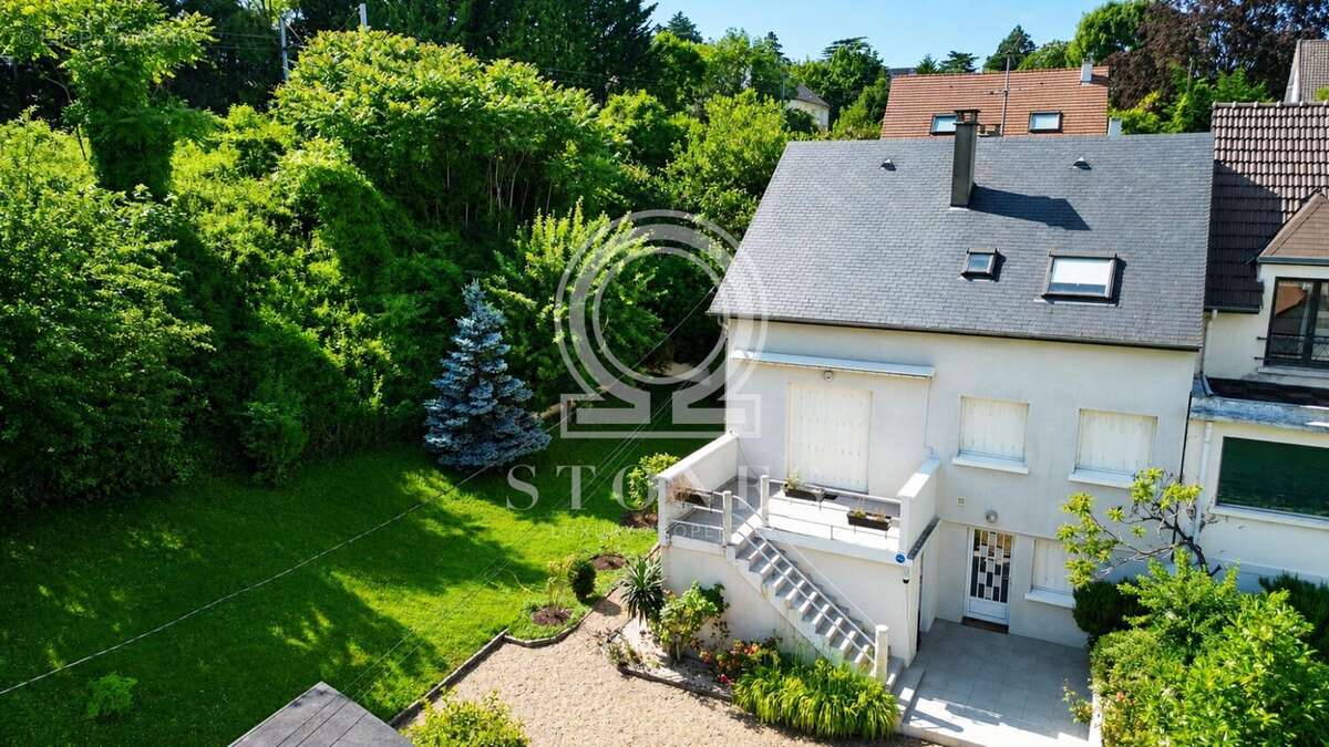 Maison à BOUGIVAL