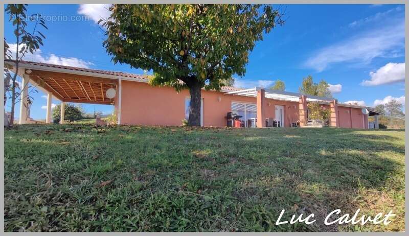 Maison à MONCLAR-DE-QUERCY