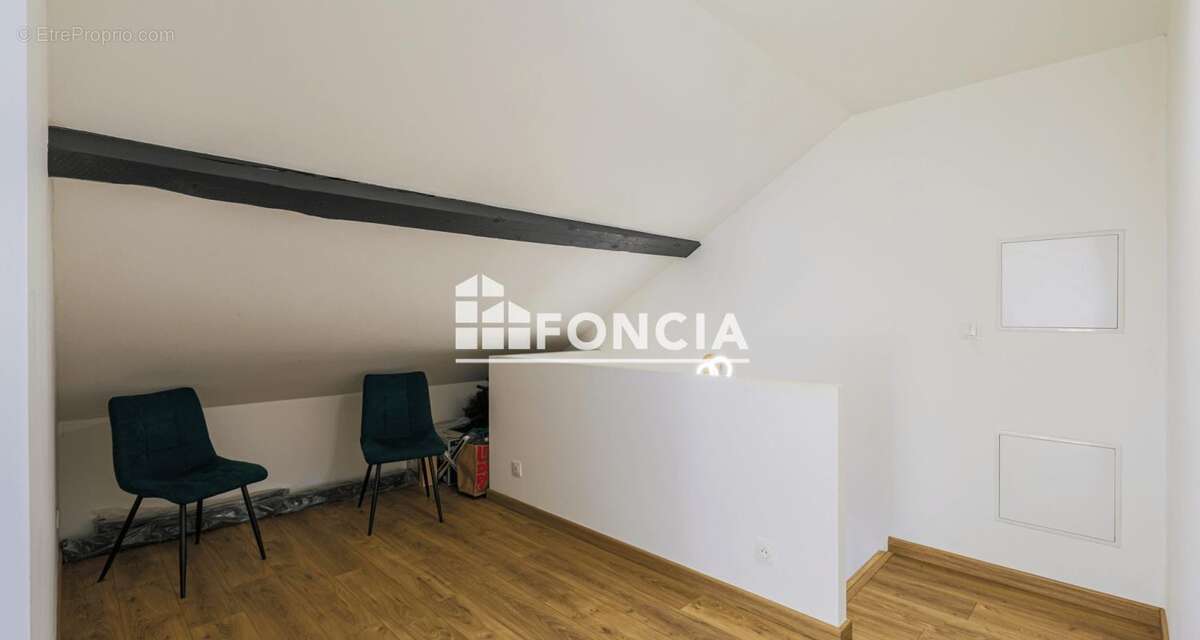 Maison familiale de 109 m² avec jardin – Un cadre de vie privilégié - photo 9