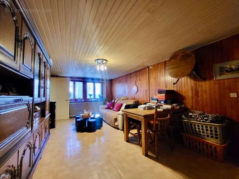 Maison à THOLLON-LES-MEMISES