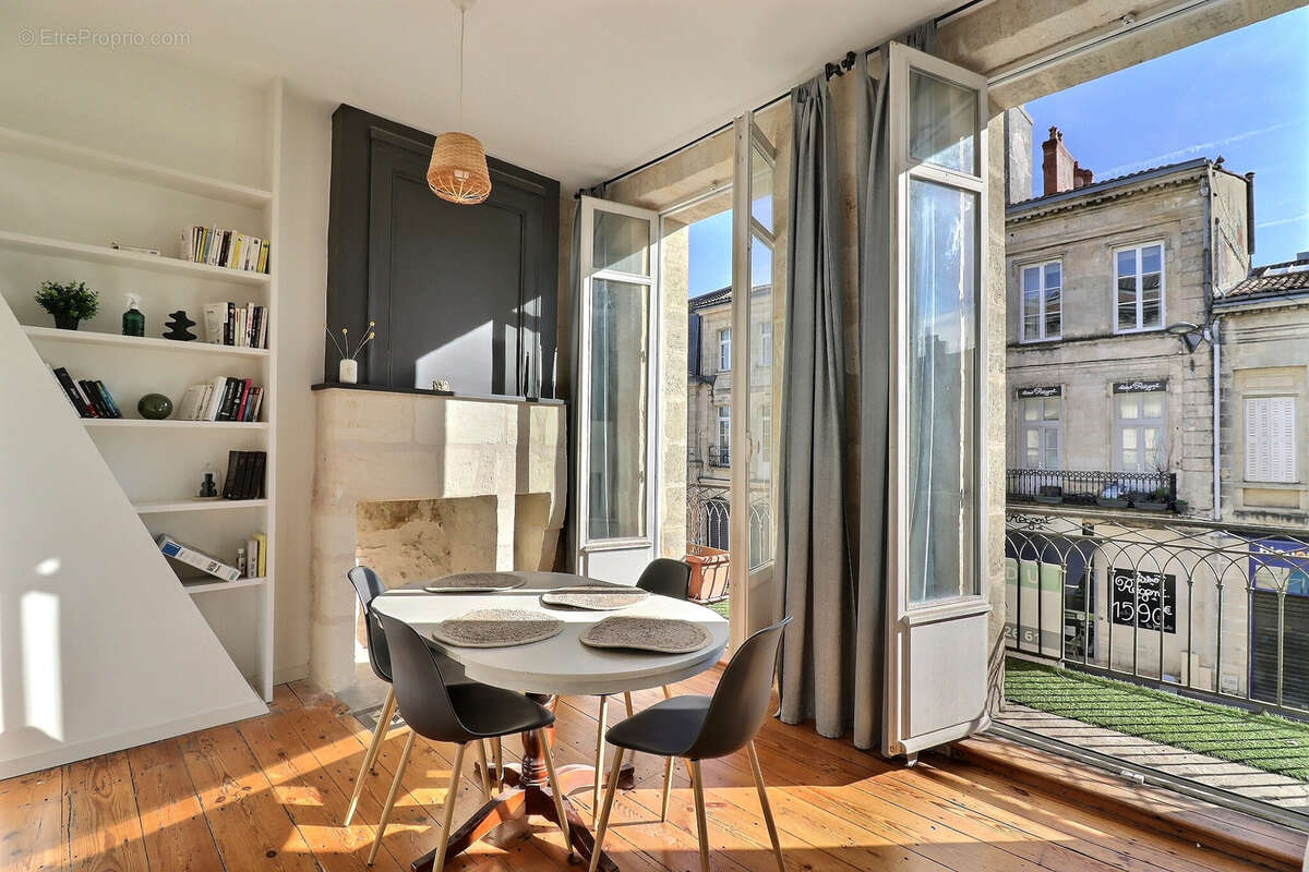 Appartement à BORDEAUX