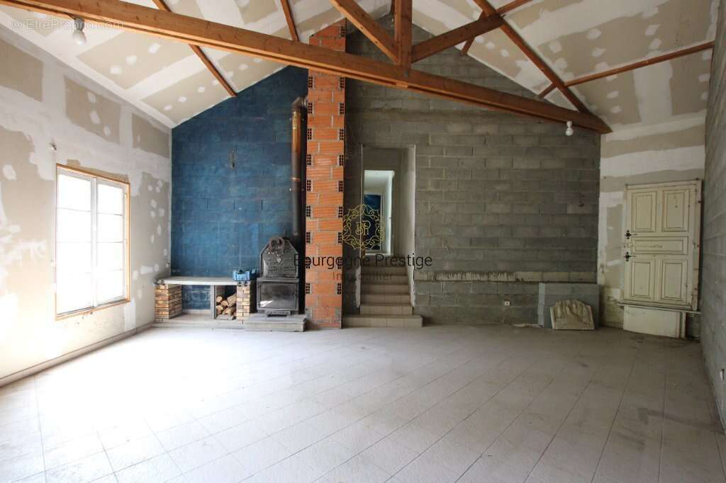 Maison à GIVRY