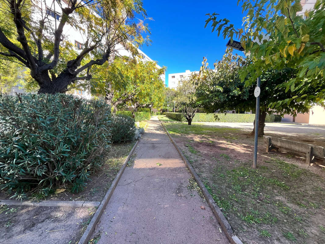 Appartement à LA VALETTE-DU-VAR